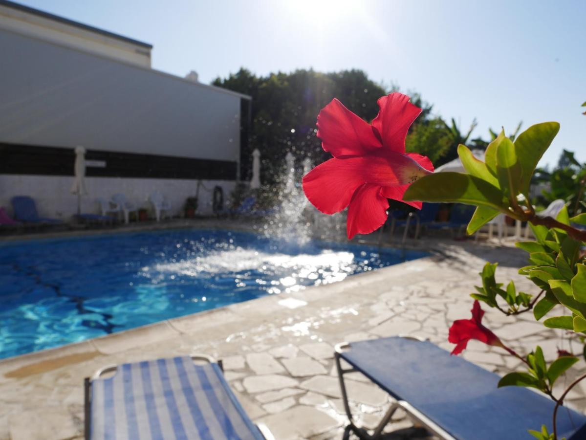 Kozis Hotel Apartments 폴리스 외부 사진